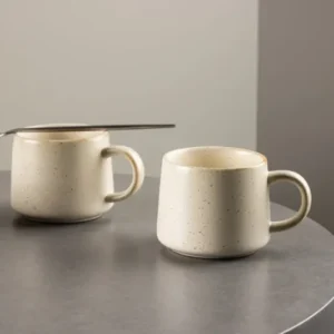 Kaffeetasse Liva - 2er-Set in Beige aus Keramik, in zwei Größen