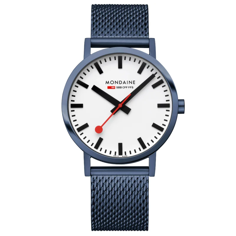 Mondaine Armbanduhr mit blauem Mesh-Armband, rundem weißem Zifferblatt und roter Sekunde