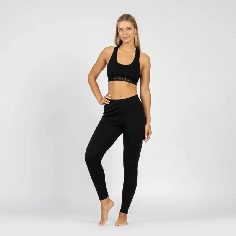 The menique women's merino wool sport bra in 160gsm and leggings in 250gsm fabric, black color.