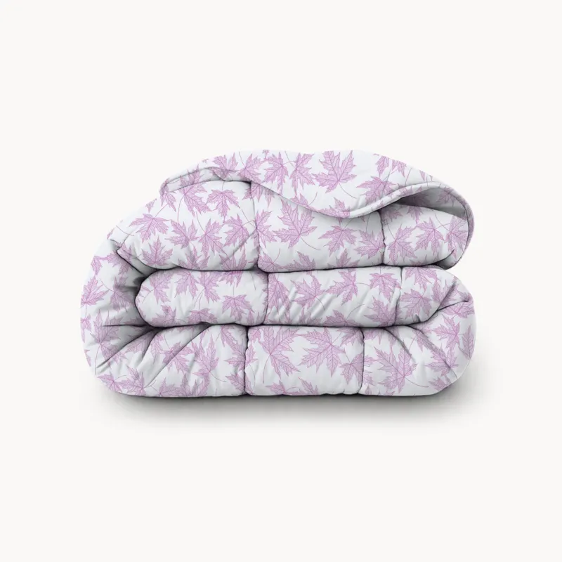 HappyBed Violet Leaves dekbed met paarse bladerenprint, hypoallergeen en geschikt voor alle seizoenen