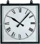 Quadratische Wanduhr mit weißem Zifferblatt, römischen Zahlen und schwarzen Zeigern