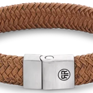 Braunes geflochtenes Lederarmband mit Edelstahlverschluss und rundem Logo-Emblem